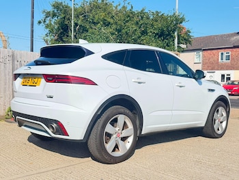 Used Jaguar E-Pace 2019 for sale - 79236239: Photo