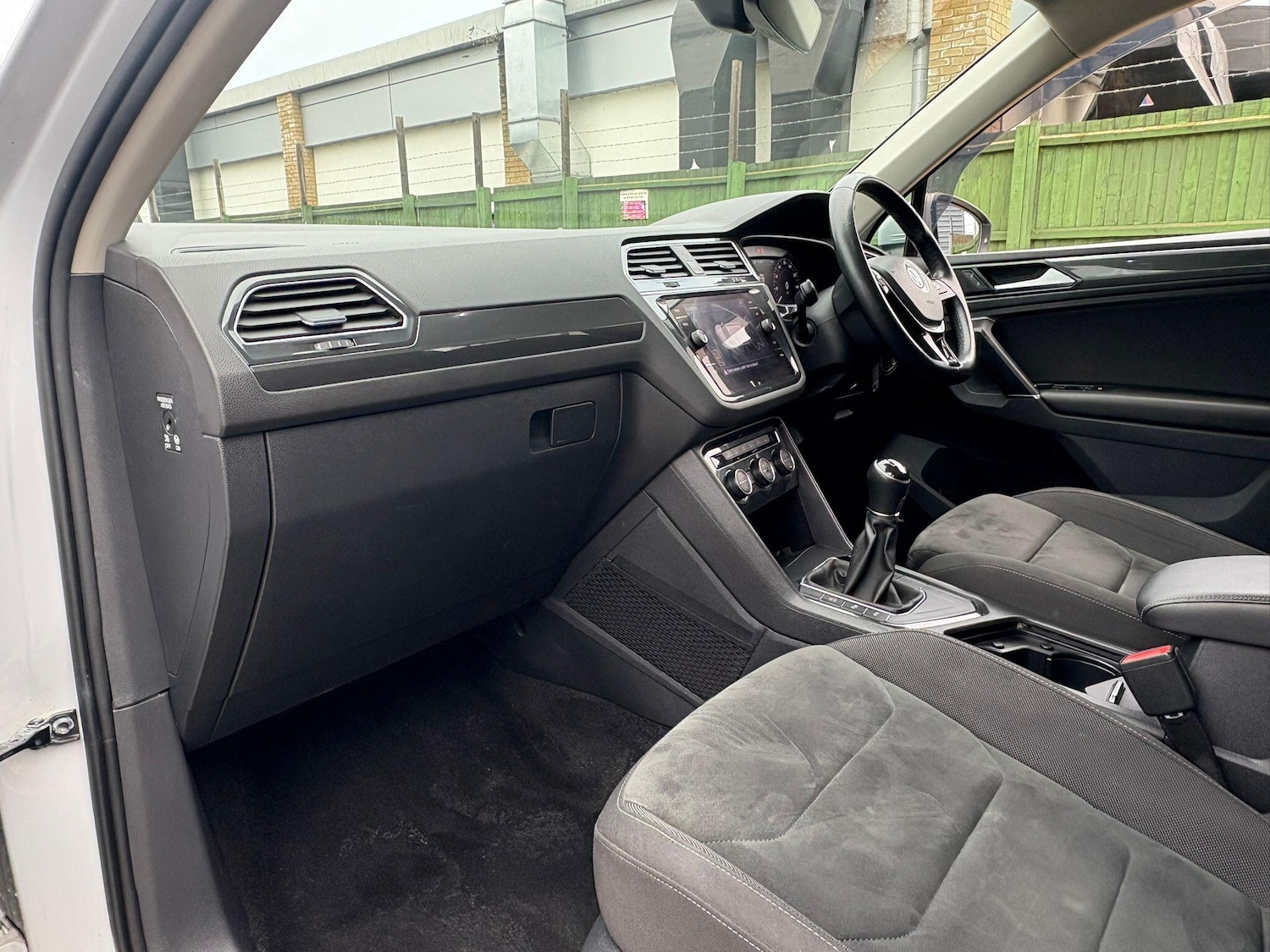 Used Volkswagen Tiguan 2018 for sale - 77386356: Photo 26