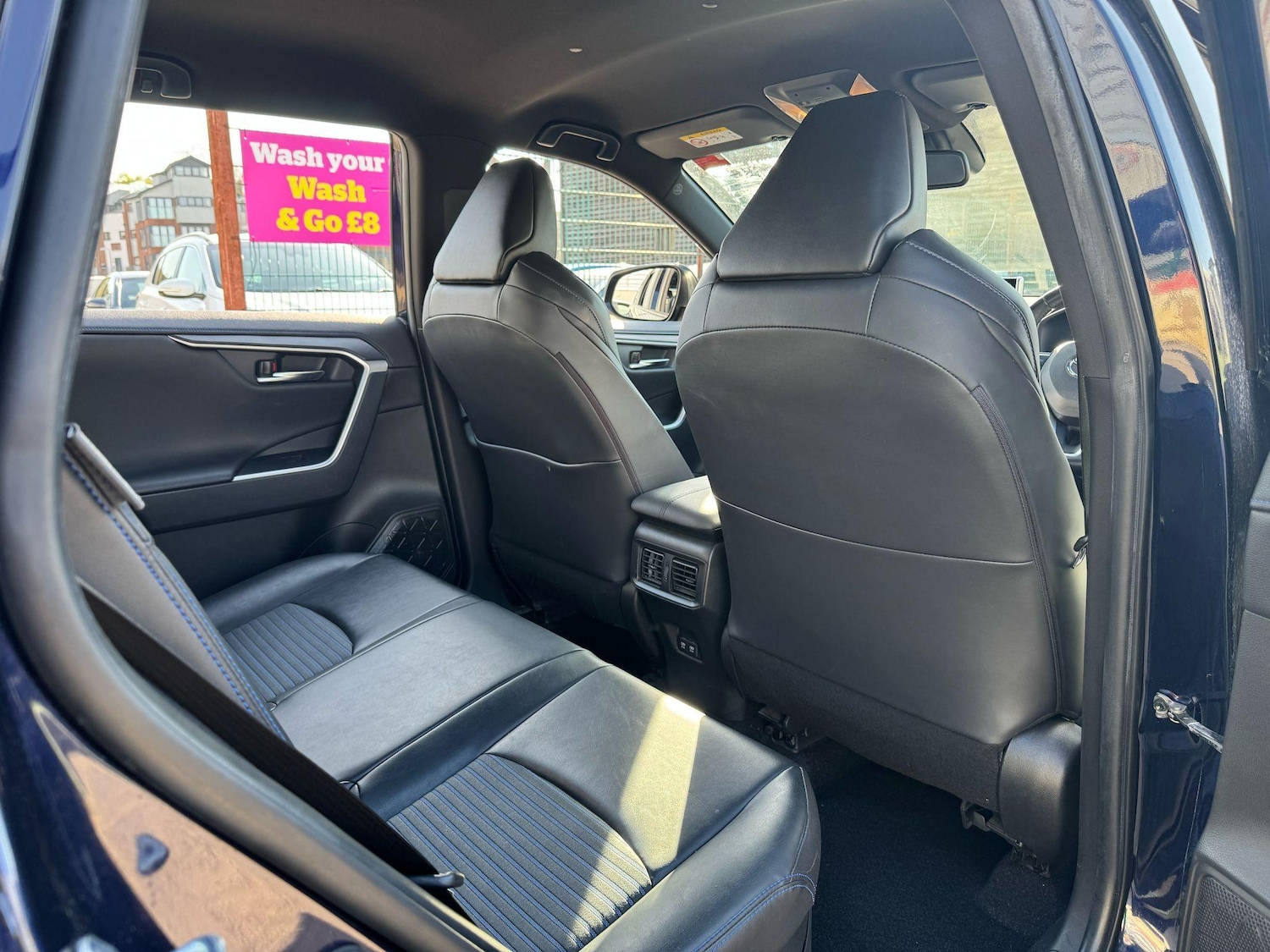 Used Toyota RAV4 2020 for sale - 76688597: Photo 24