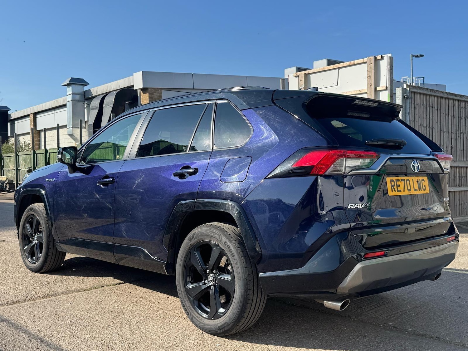 Used Toyota RAV4 2020 for sale - 76688597: Photo 6