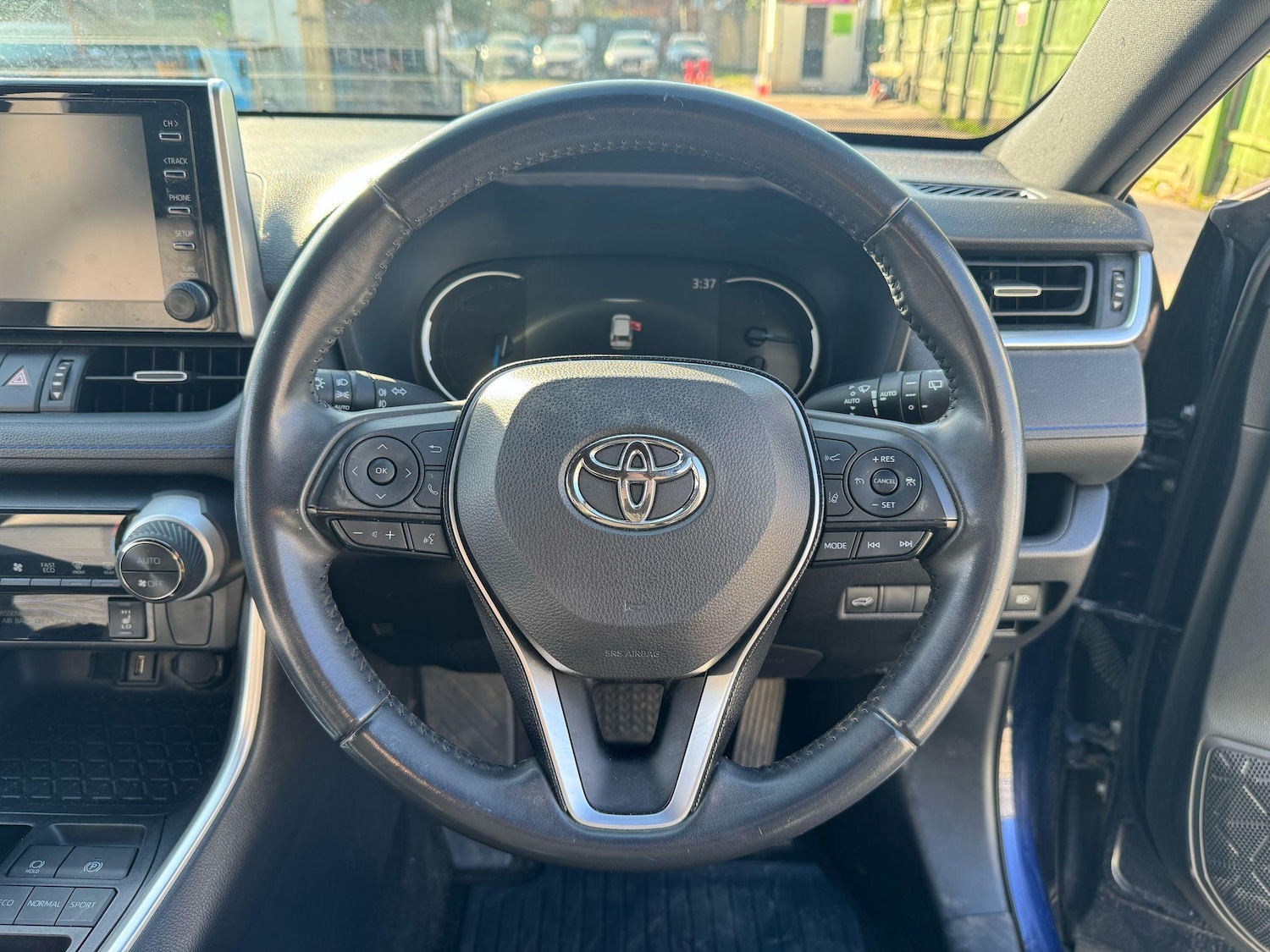 Used Toyota RAV4 2020 for sale - 76688597: Photo 9