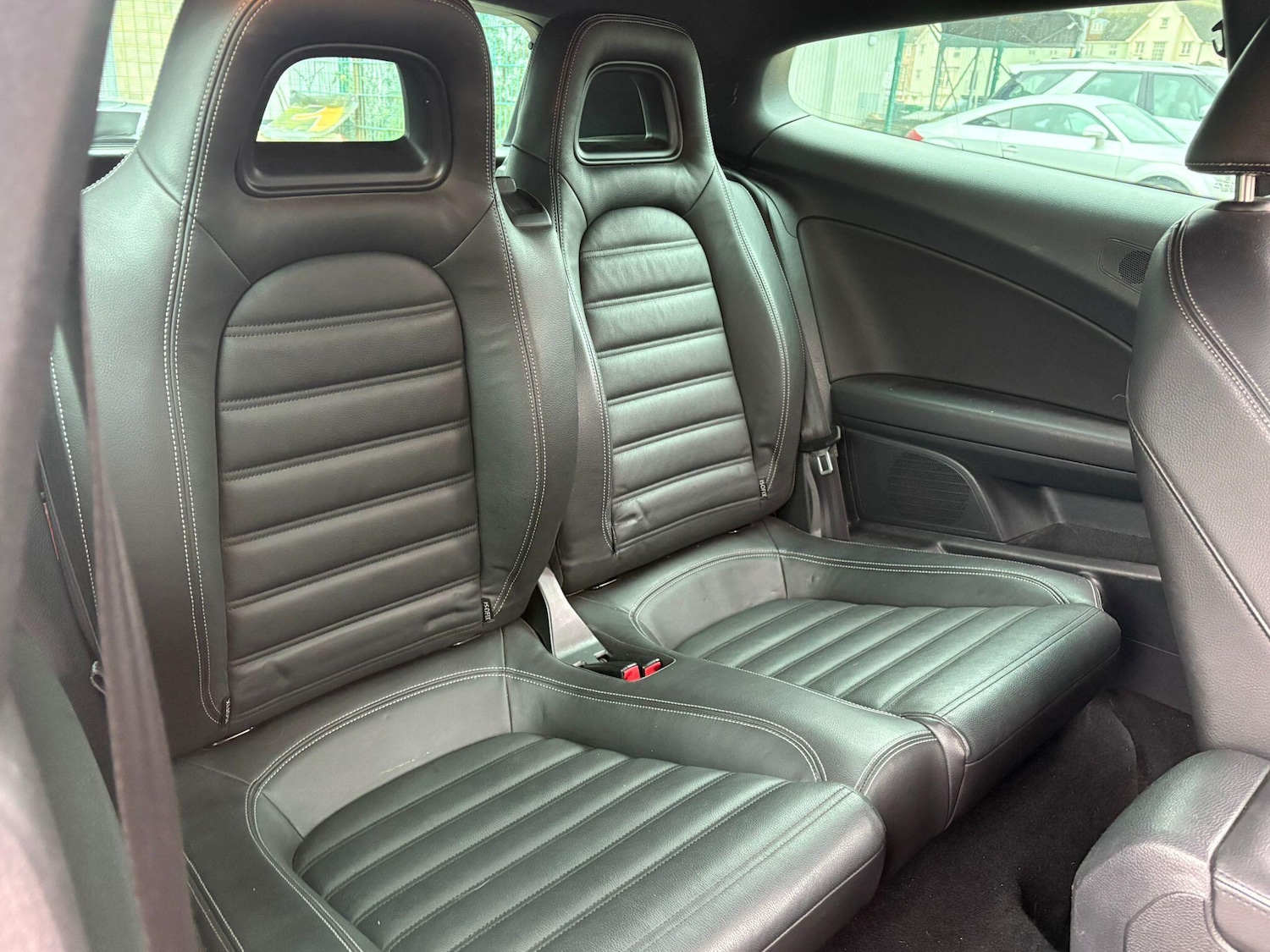 Used Volkswagen Scirocco 2010 for sale - 77330725: Photo 12