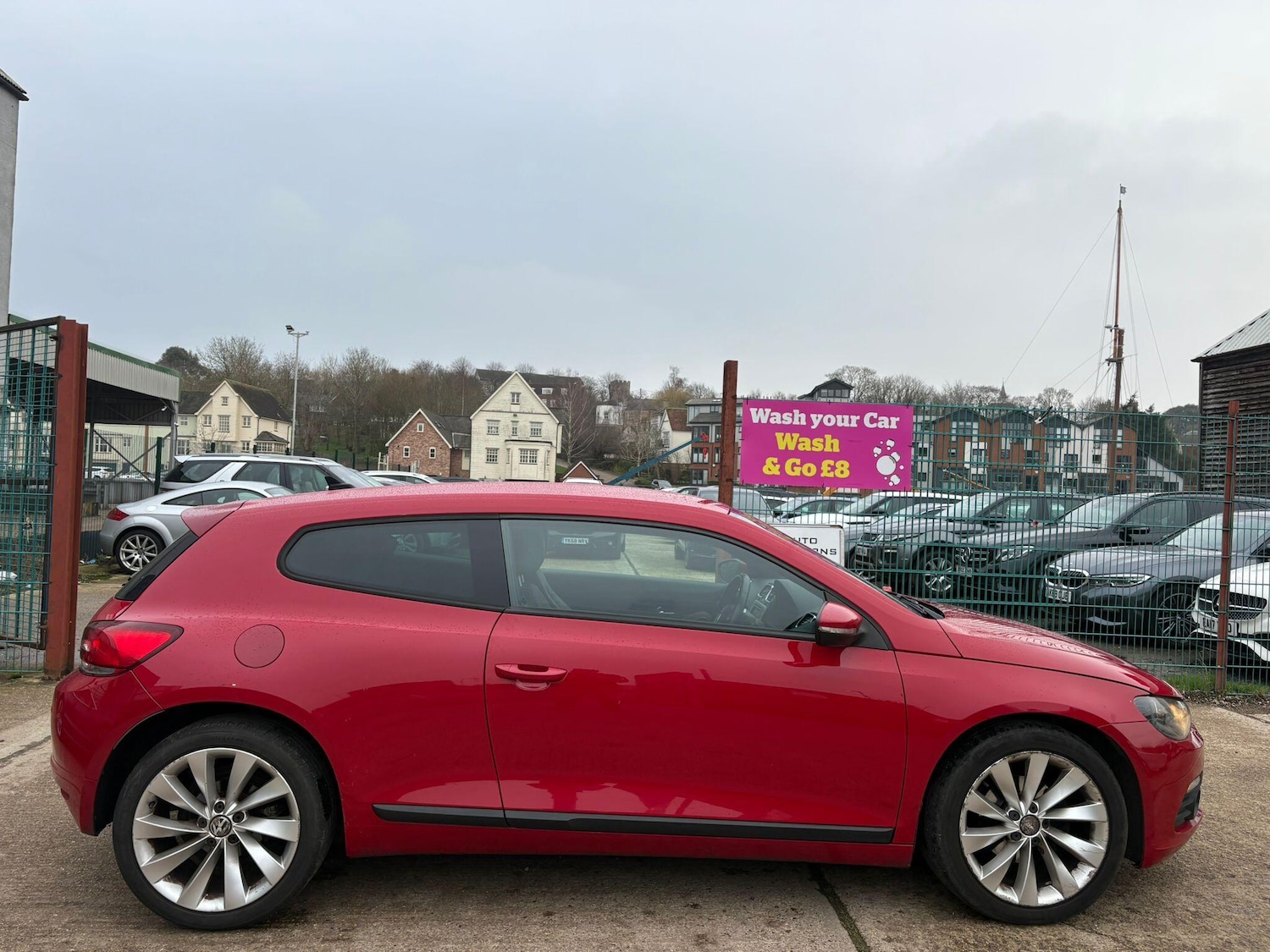 Used Volkswagen Scirocco 2010 for sale - 77330725: Photo 2