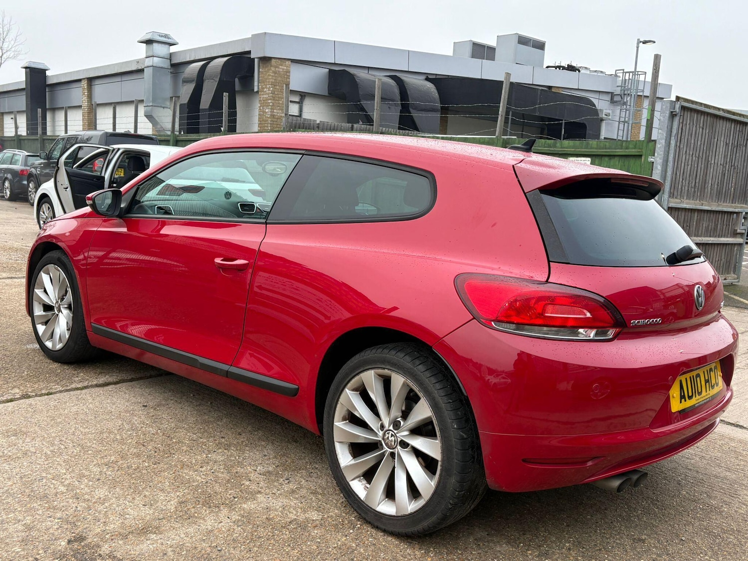 Used Volkswagen Scirocco 2010 for sale - 77330725: Photo 5