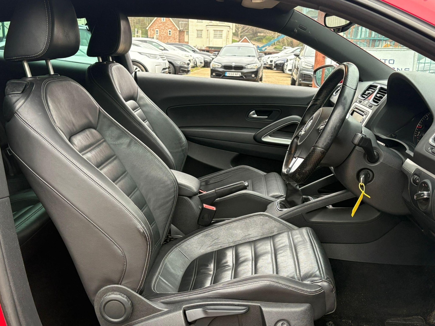 Used Volkswagen Scirocco 2010 for sale - 77330725: Photo 9