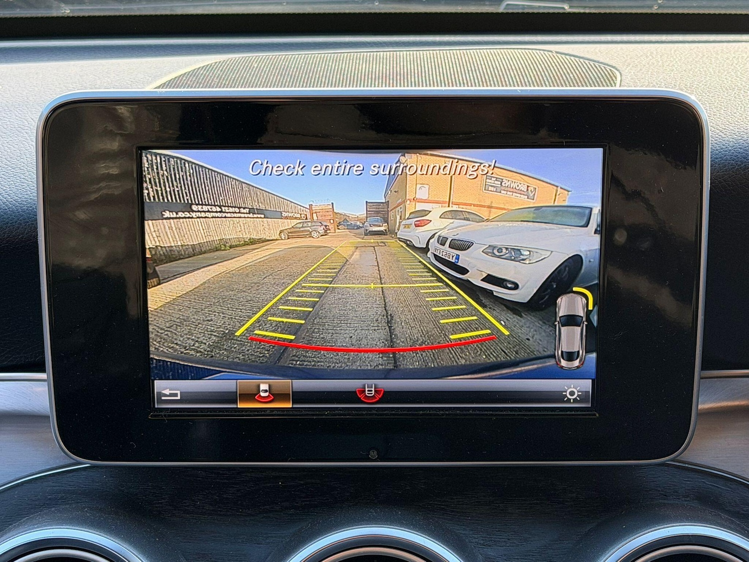 Used Mercedes-Benz C Class 2018 for sale - 76918634: Photo 2