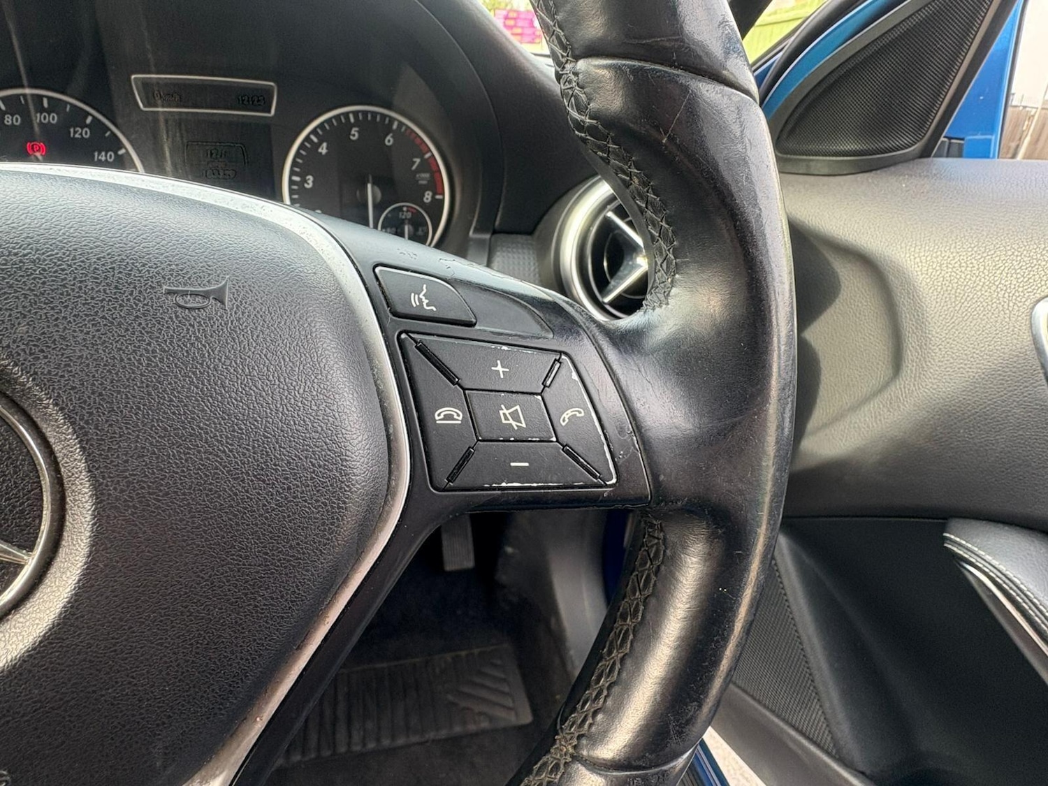 Used Mercedes-Benz A-Class 2014 for sale - 77994068: Photo 19