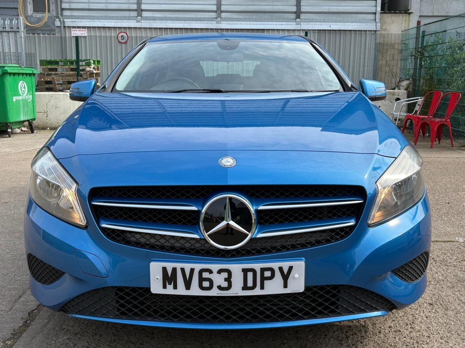 Used Mercedes-Benz A-Class 2014 for sale - 77994068: Photo 2