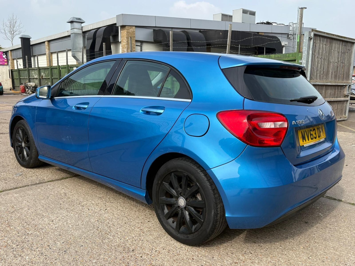 Used Mercedes-Benz A-Class 2014 for sale - 77994068: Photo 4