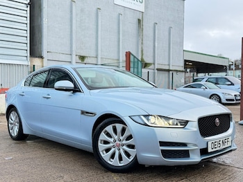 Used Jaguar XE 2015 for sale - 77386938: Photo