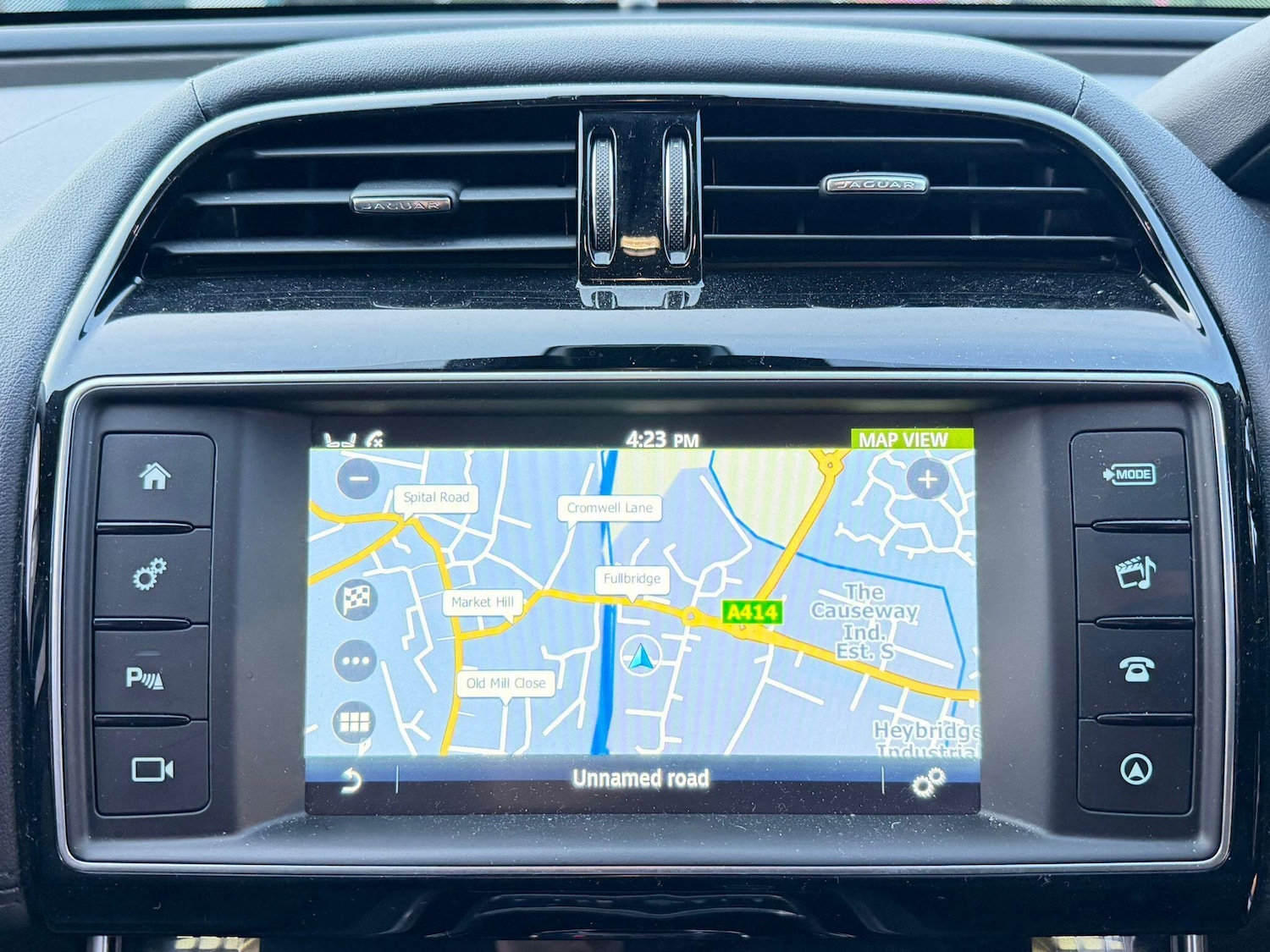 Used Jaguar XE 2015 for sale - 77386938: Photo 2