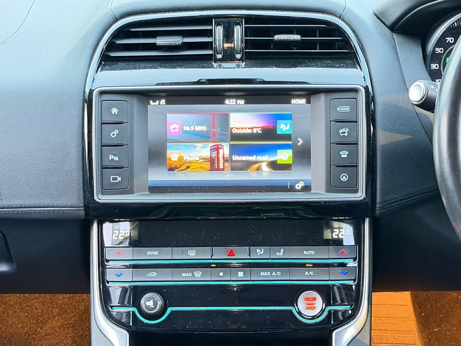 Used Jaguar XE 2015 for sale - 77386938: Photo 28