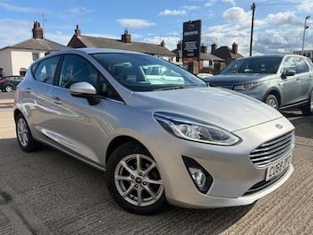 Used Ford Fiesta 2018 for sale - 79688087: Photo