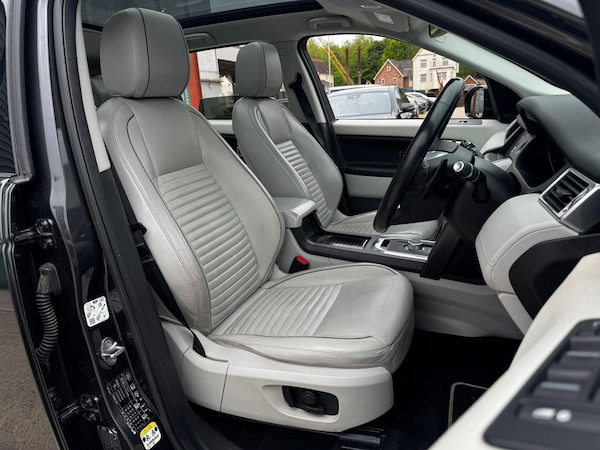 Used Land Rover Discovery Sport 2017 for sale - 74668245: Photo 32