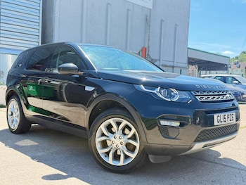 Used Land Rover Discovery Sport 2015 for sale - 79202643: Photo