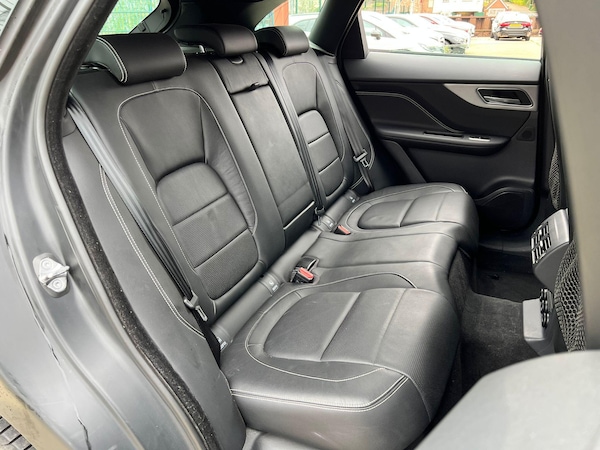 Used Jaguar F-Pace 2017 for sale - 76307679: Photo 17