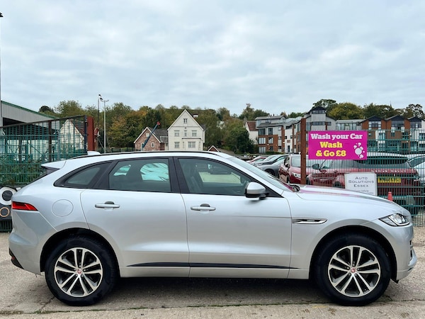 Used Jaguar F-Pace 2017 for sale - 76307679: Photo 3