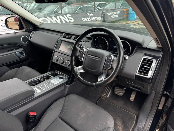 Used Land Rover Discovery 2018 for sale - 74849005: Photo 11