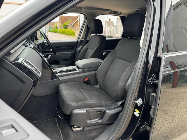 Used Land Rover Discovery 2018 for sale - 74849005: Photo 19