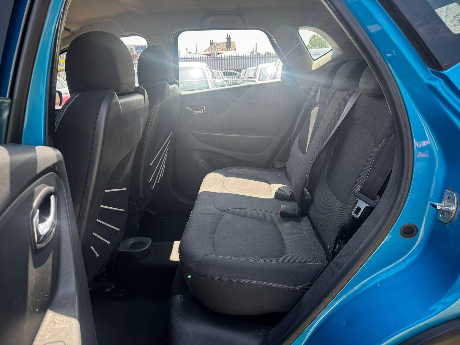 Used Renault Captur 2015 for sale - 76992263: Photo 15