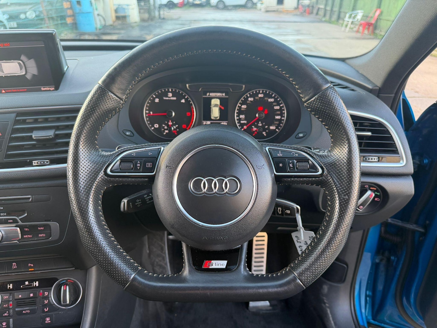 Used Audi Q3 2017 for sale - 76899625: Photo 28