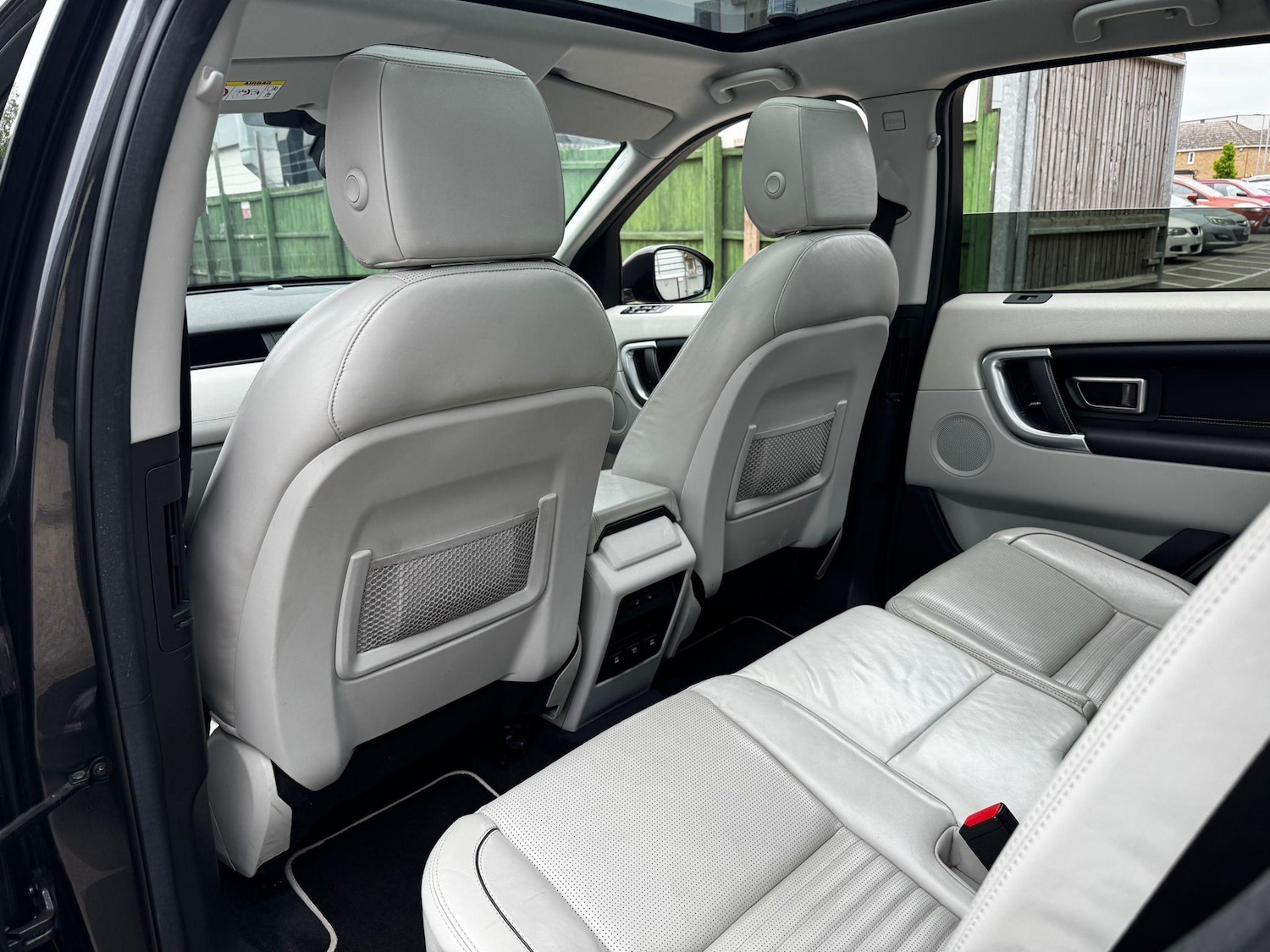 Used Land Rover Discovery Sport 2017 for sale - 76992894: Photo 26