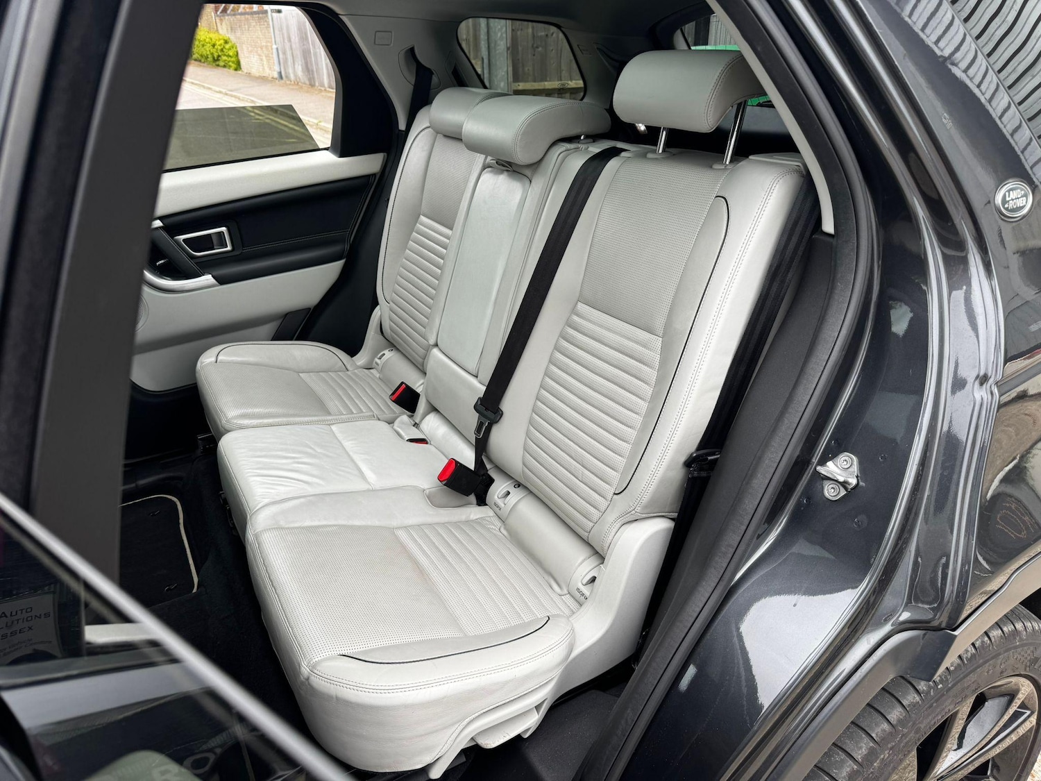 Used Land Rover Discovery Sport 2017 for sale - 76992894: Photo 27