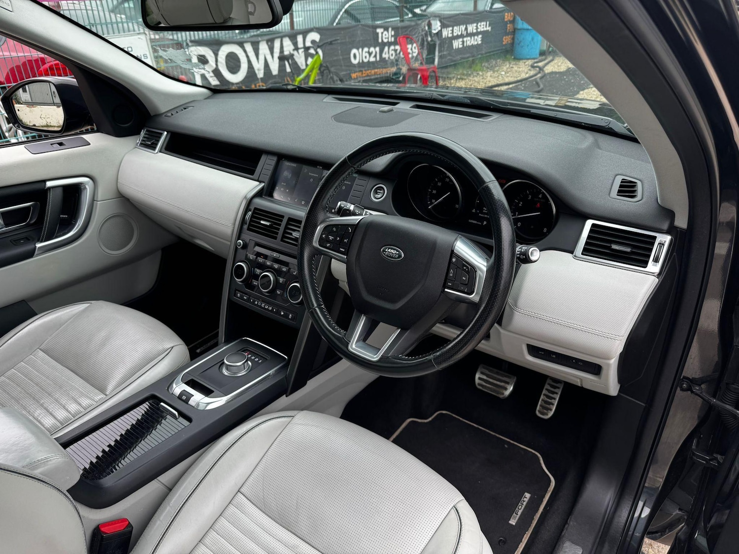 Used Land Rover Discovery Sport 2017 for sale - 76992894: Photo 9