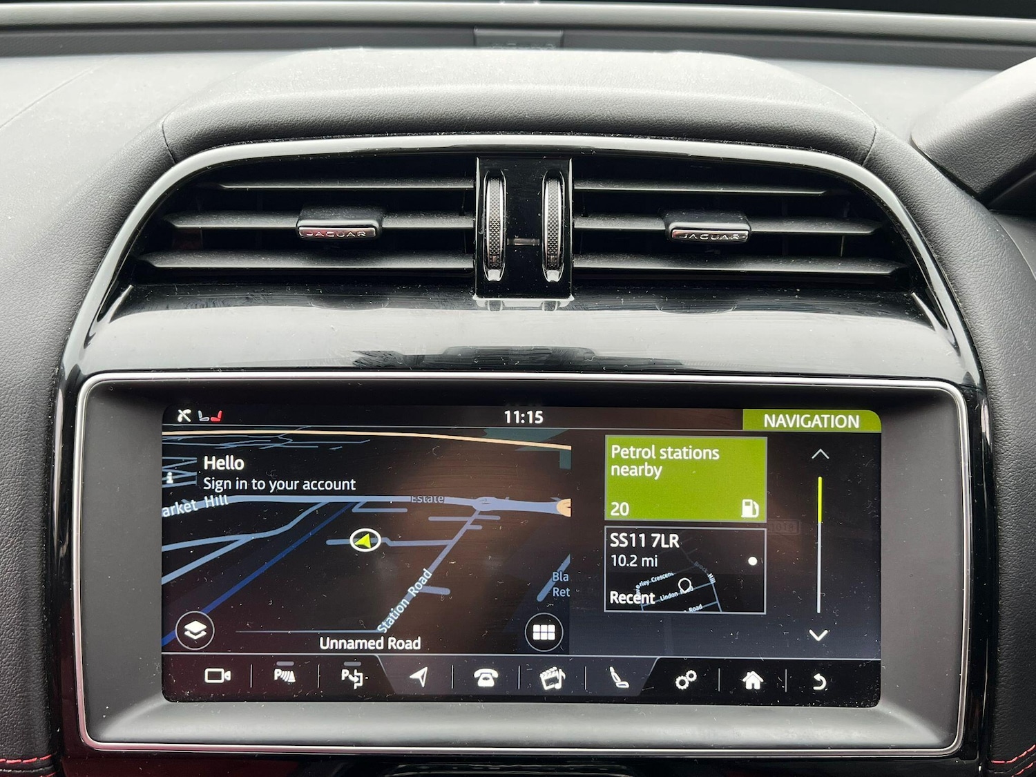 Used Jaguar XE 2018 for sale - 76270262: Photo 12