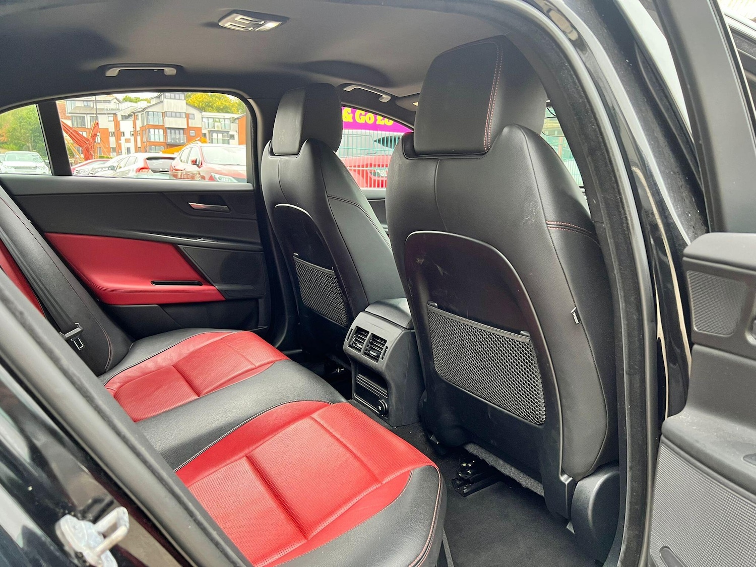 Used Jaguar XE 2018 for sale - 76270262: Photo 19