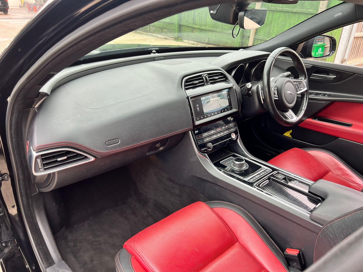 Used Jaguar XE 2018 for sale - 76270262: Photo 25