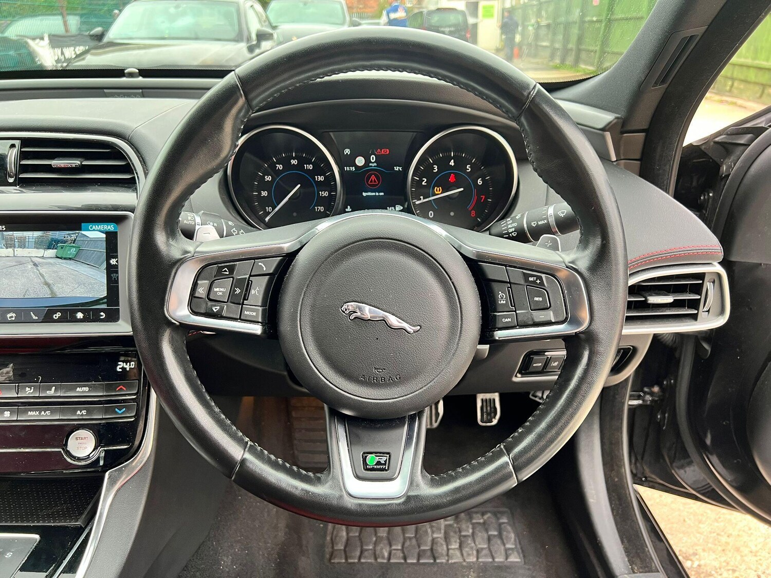 Used Jaguar XE 2018 for sale - 76270262: Photo 28