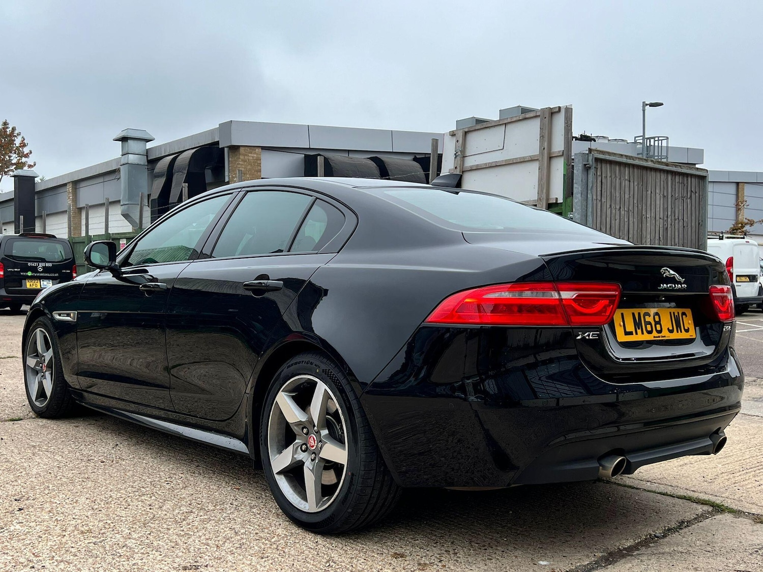 Used Jaguar XE 2018 for sale - 76270262: Photo 8