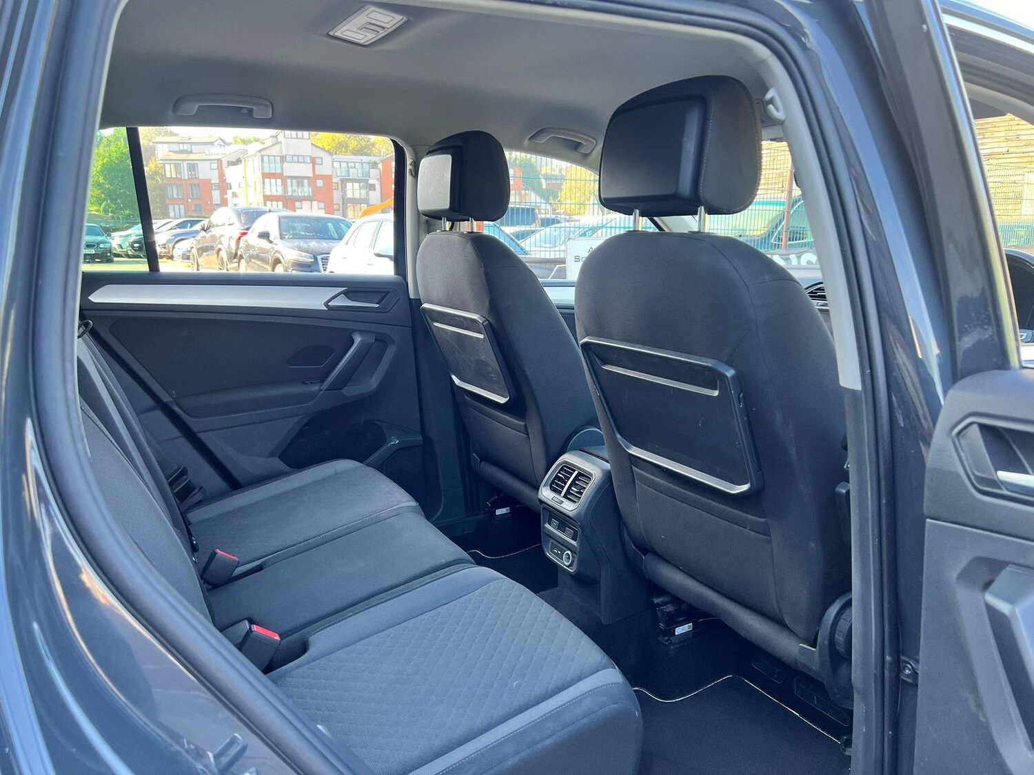 Used Volkswagen Tiguan for sale - 77496990: Photo 21