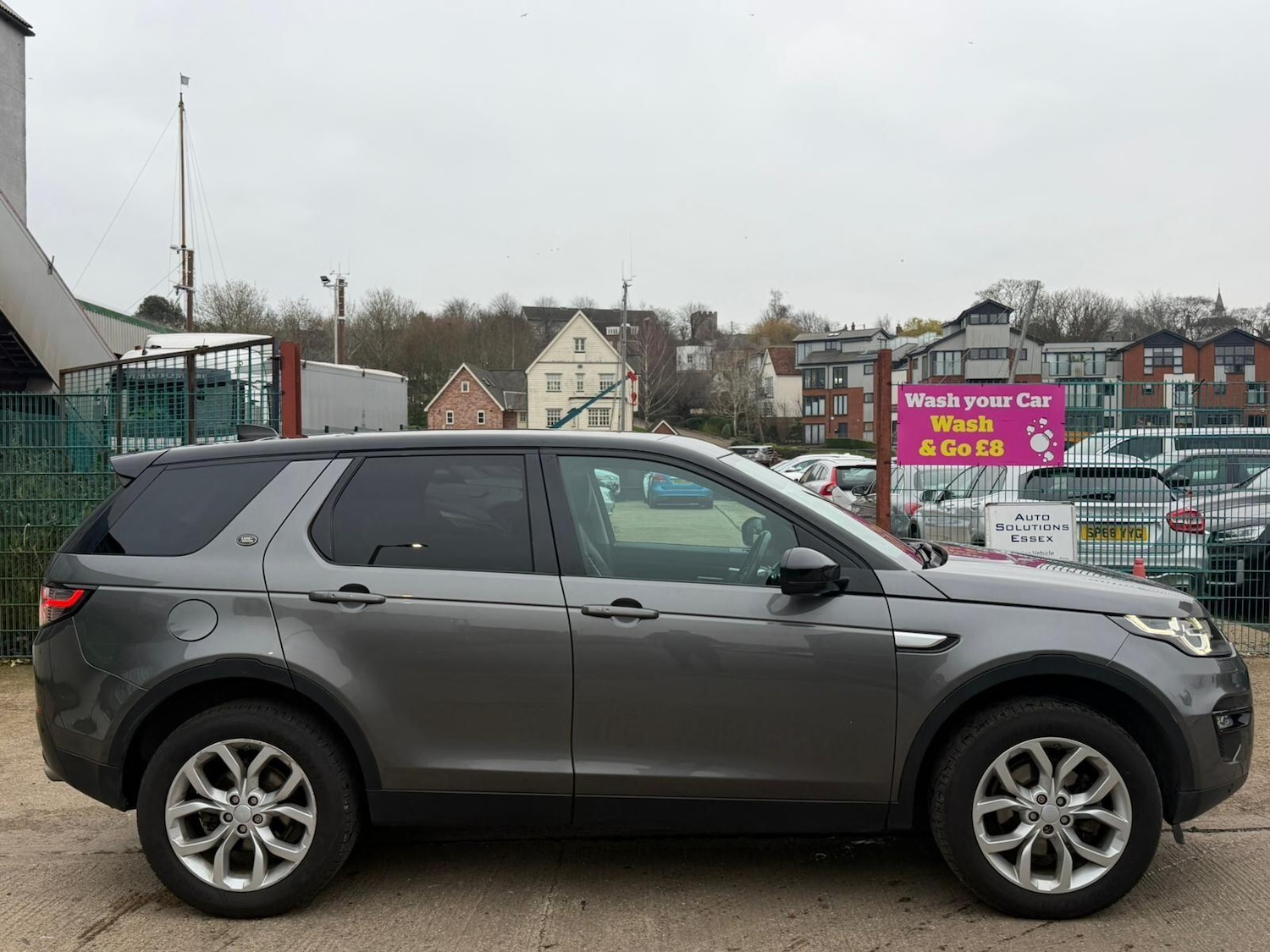 Used Land Rover Discovery Sport 2016 for sale - 77040768: Photo 11