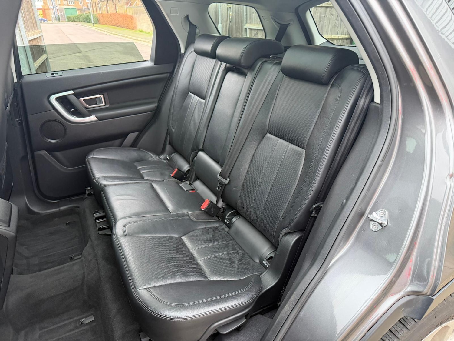 Used Land Rover Discovery Sport 2016 for sale - 77040768: Photo 25