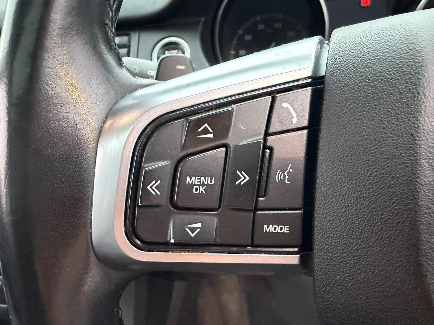 Used Land Rover Discovery Sport 2016 for sale - 77040768: Photo 27