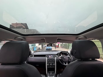 Used Land Rover Discovery Sport 2016 for sale - 77040768: Photo