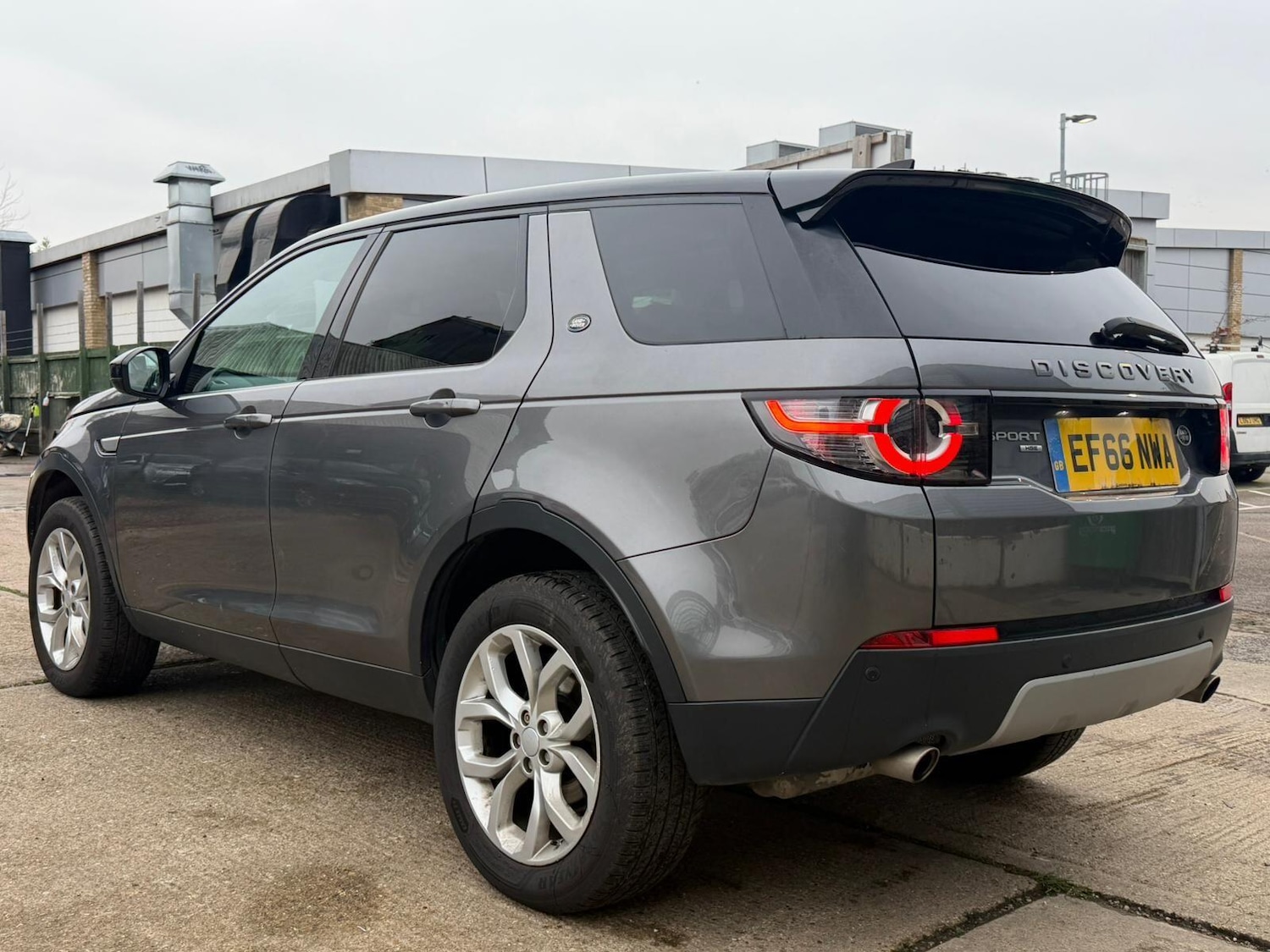 Used Land Rover Discovery Sport 2016 for sale - 77040768: Photo 6