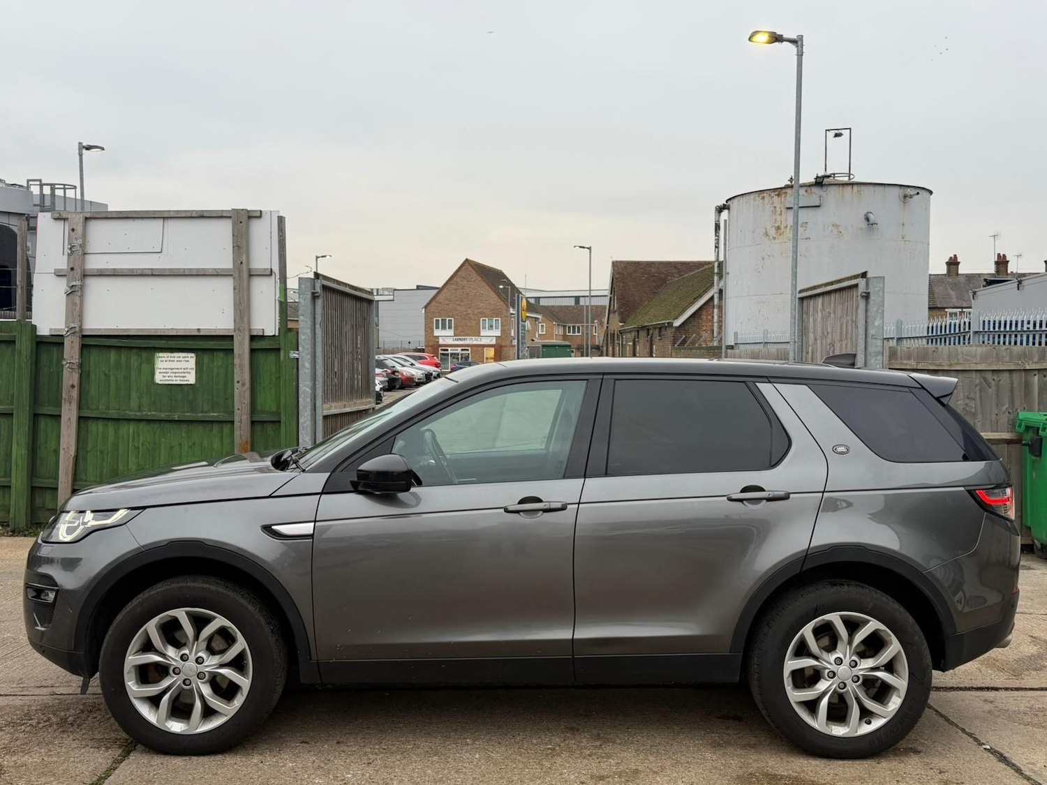 Used Land Rover Discovery Sport 2016 for sale - 77040768: Photo 8