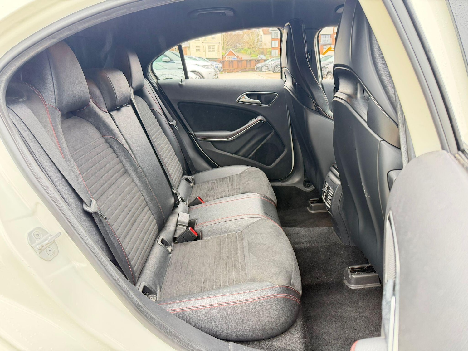 Used Mercedes-Benz A-Class 2014 for sale - 77612014: Photo 16