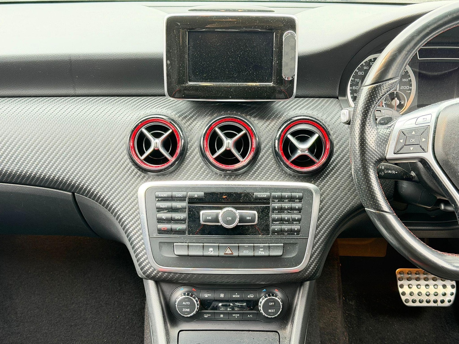 Used Mercedes-Benz A-Class 2014 for sale - 77612014: Photo 25