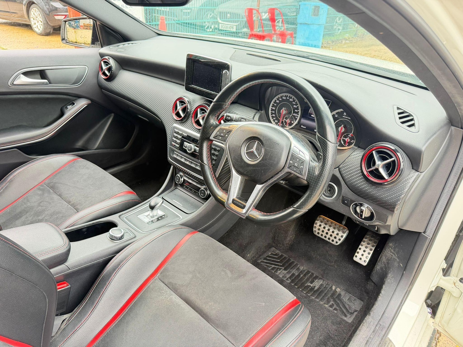 Used Mercedes-Benz A-Class 2014 for sale - 77612014: Photo 4