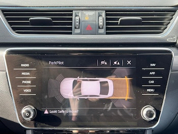 Used Skoda Superb 2020 for sale - 76989783: Photo