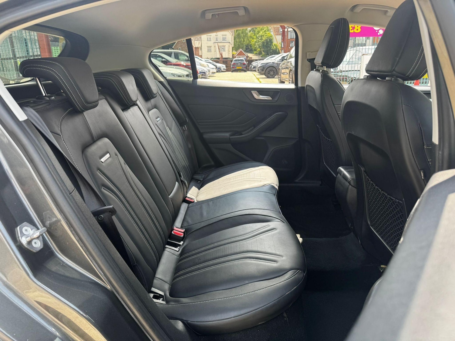 Used Ford Focus for sale - 76996619: Photo 16