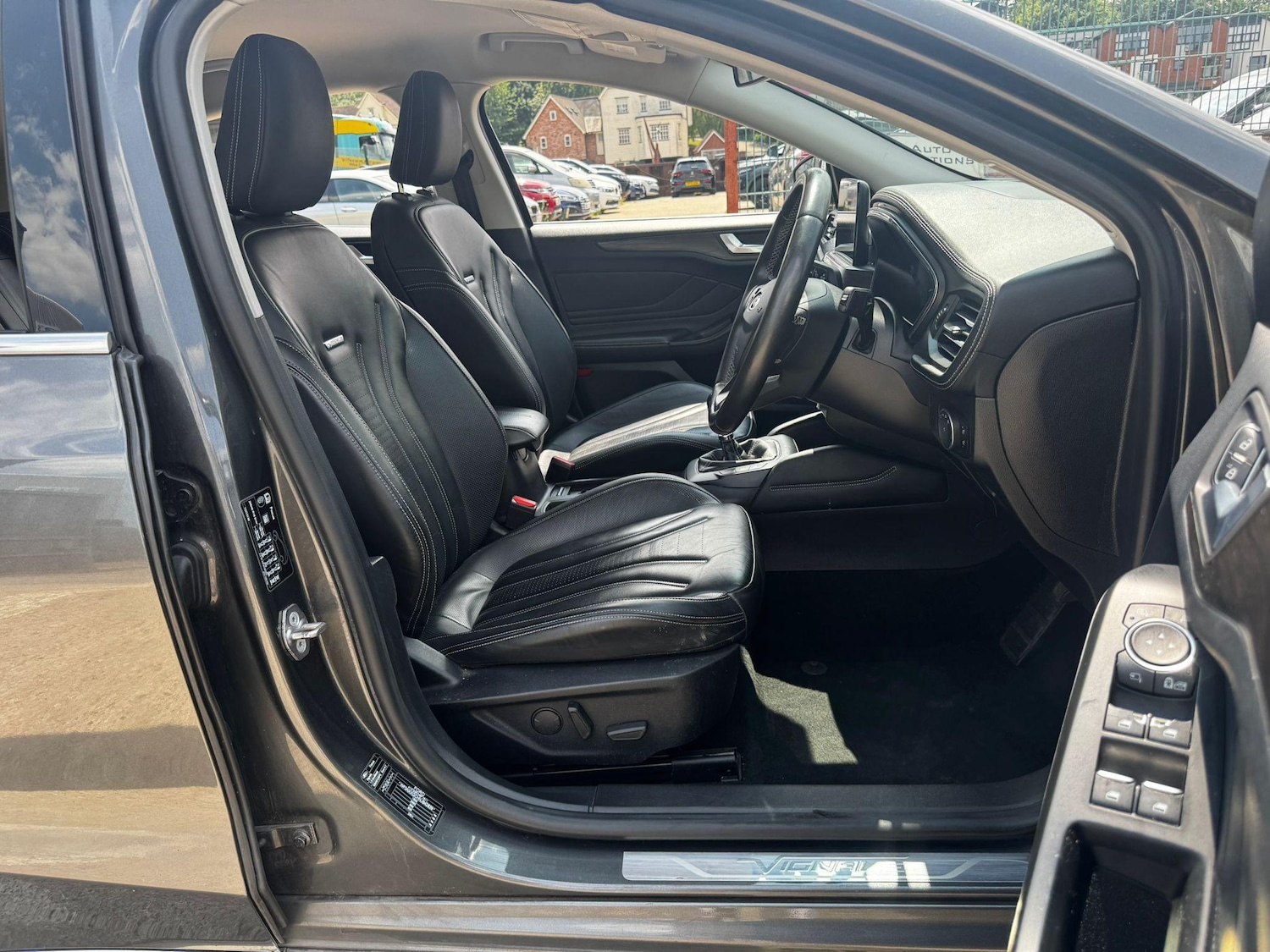 Used Ford Focus for sale - 76996619: Photo 9