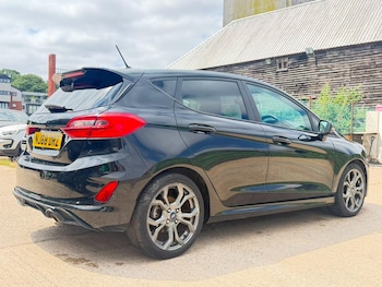 Used Ford Fiesta 2018 for sale - 79201470: Photo