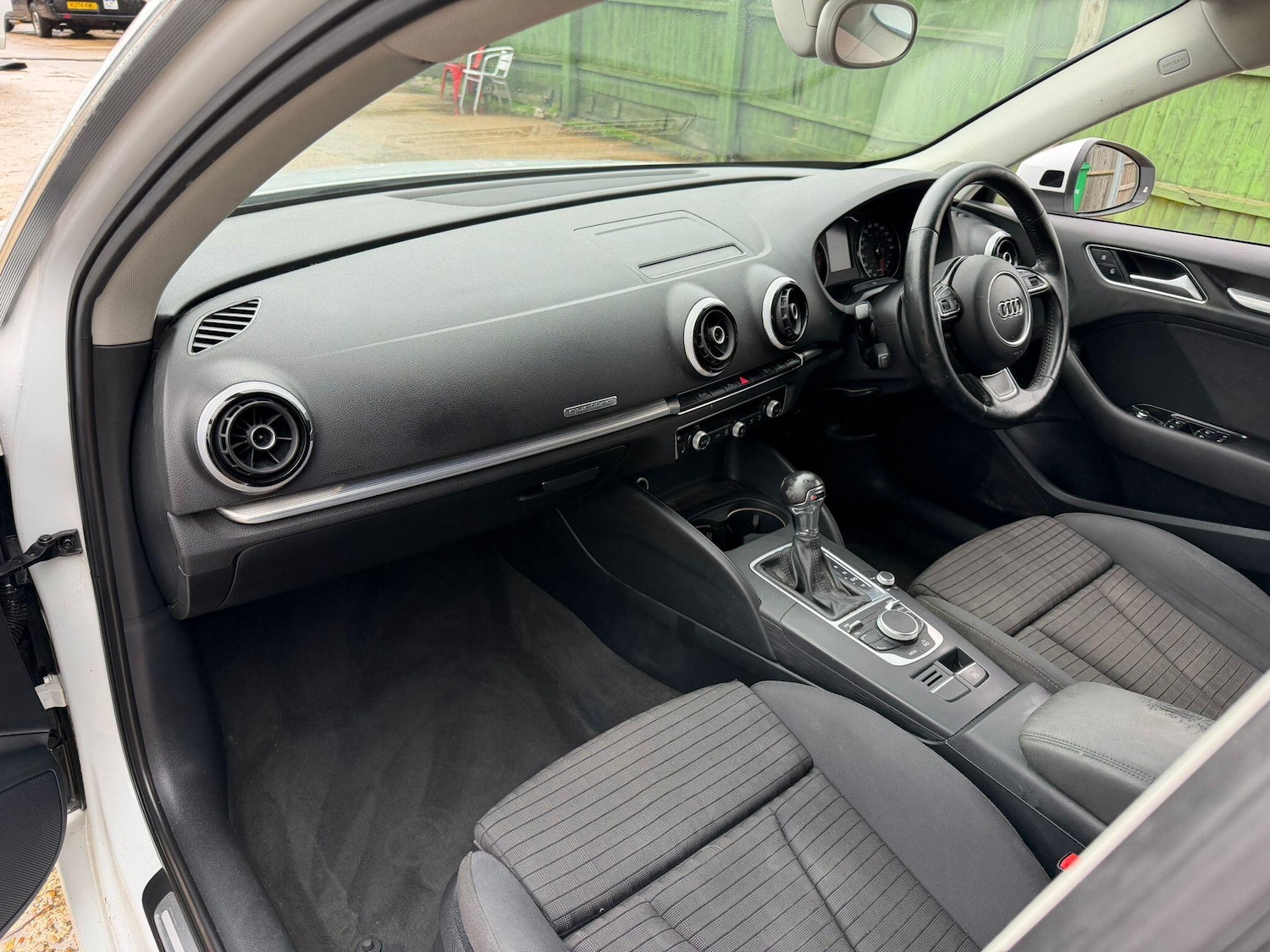 Used Audi A3 2015 for sale - 76898885: Photo 14