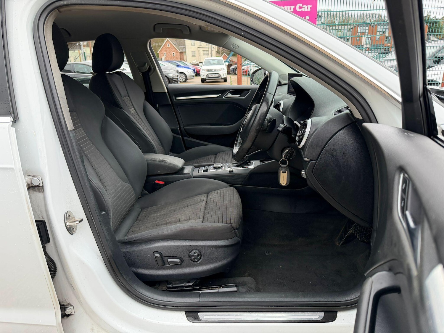 Used Audi A3 2015 for sale - 76898885: Photo 16