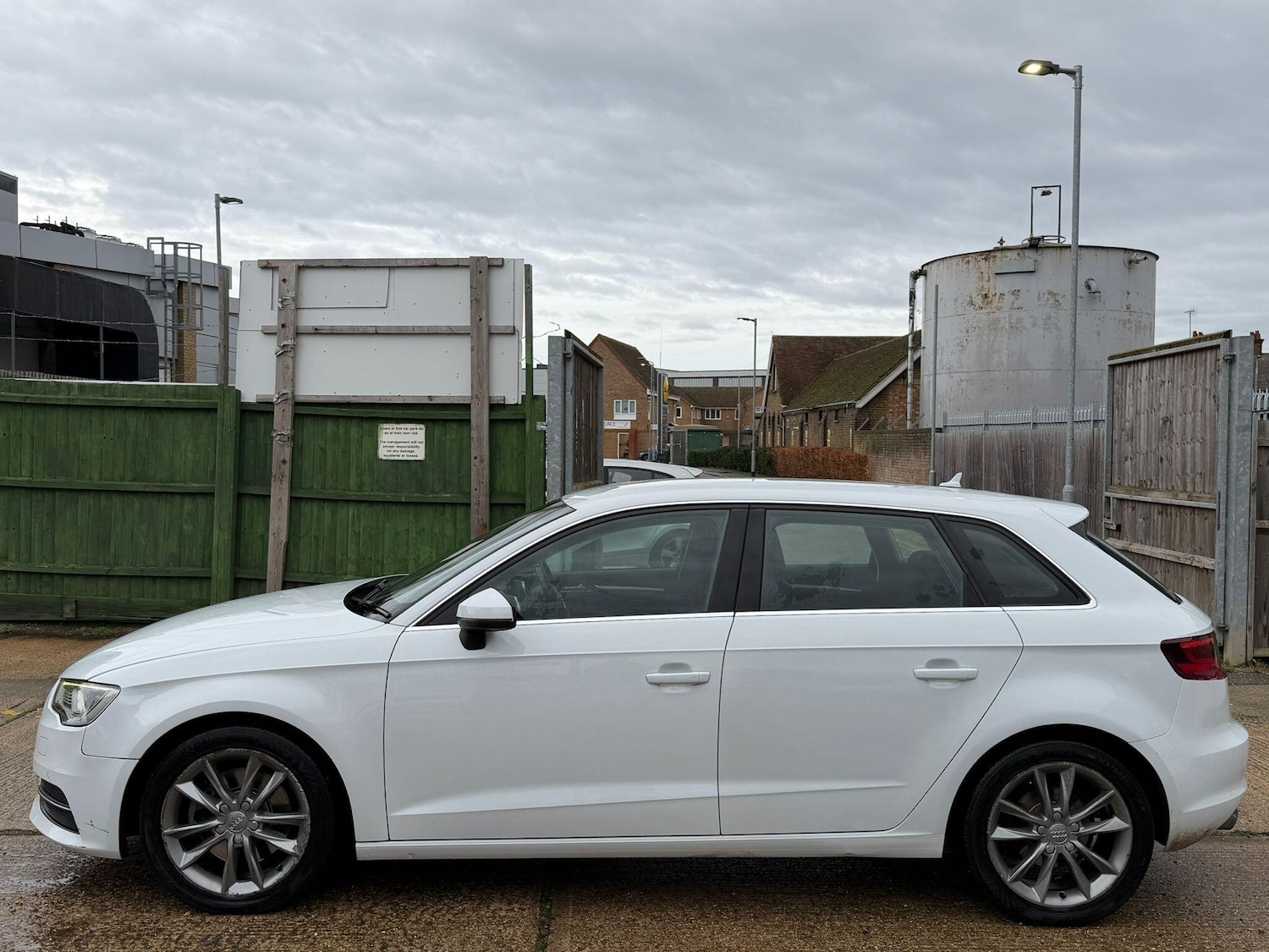 Used Audi A3 2015 for sale - 76898885: Photo 8